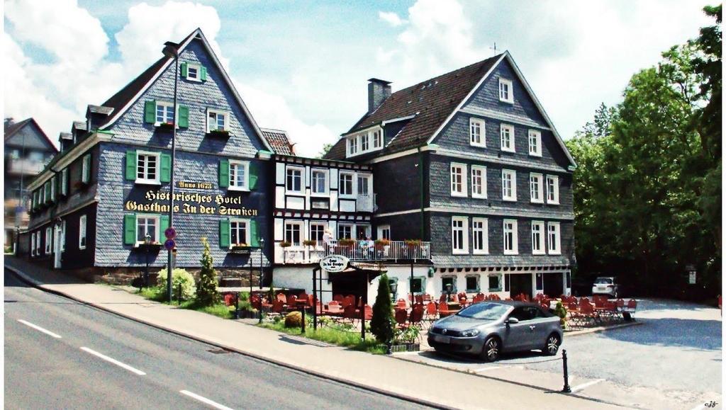 Hotel In Der Strassen Золинген Екстериор снимка